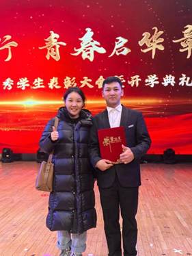 和辅导员合影 (1) 和辅导员合影 (1)